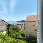 Milka-Sea View Apartment In Center